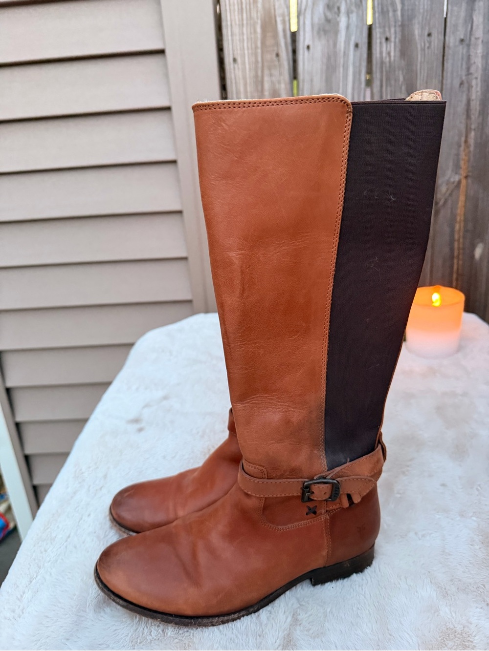 Frye Beige Leather Boots with Dark Brown Trim Size 8 - Picture 6 of 16